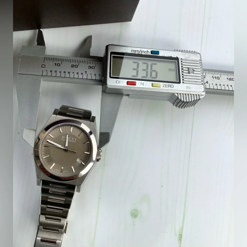 GUCCI Pantheon mens DRESS watch⭐️🌟⭐️